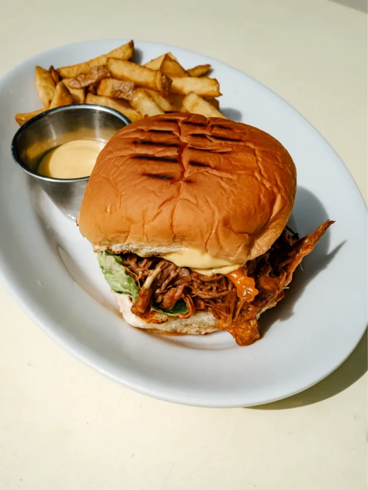 Elior's Pulled Beef Burger