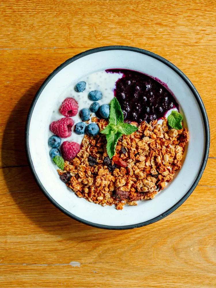 Vegan Yoghurt Bowl