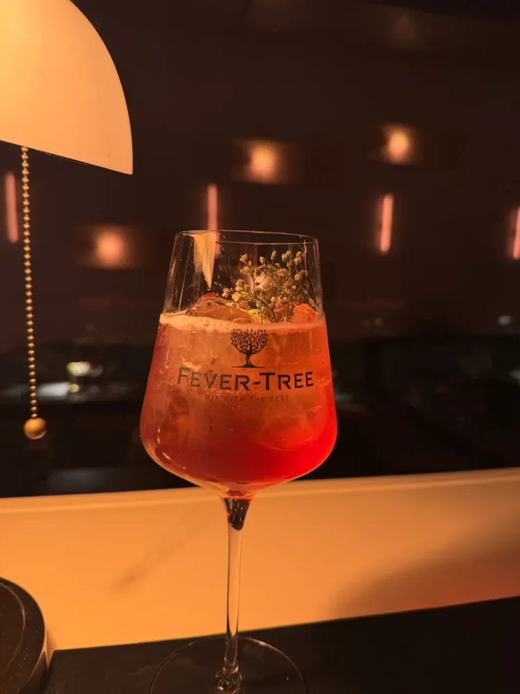 Earl Grey Elderflower Spritz