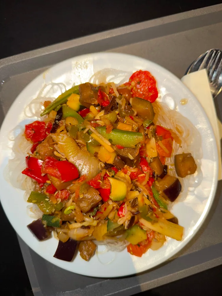 ASIAN STYLE BOWL VEGETARIAN