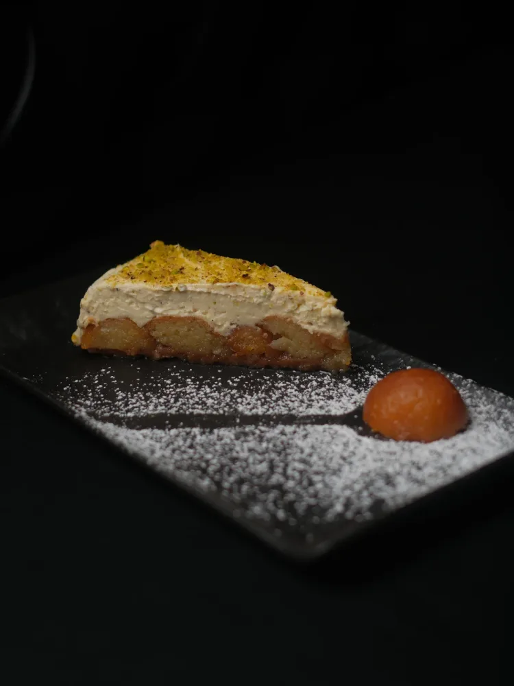 Cheesecake al pistacchio Gulab Jamun