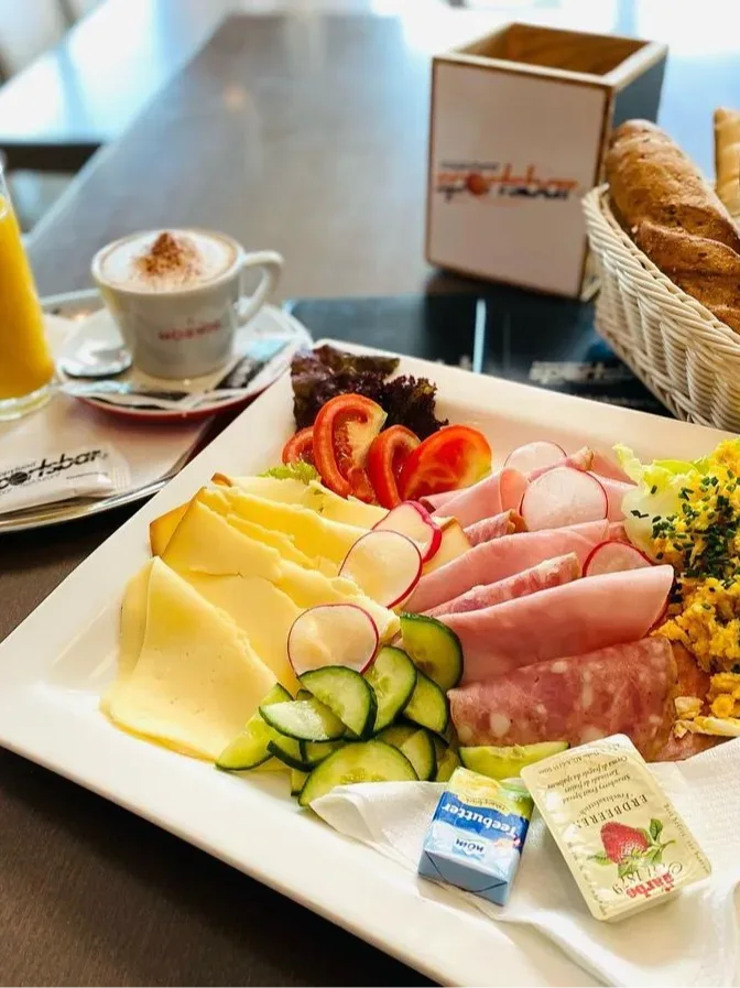 Sportsbar Frühstück