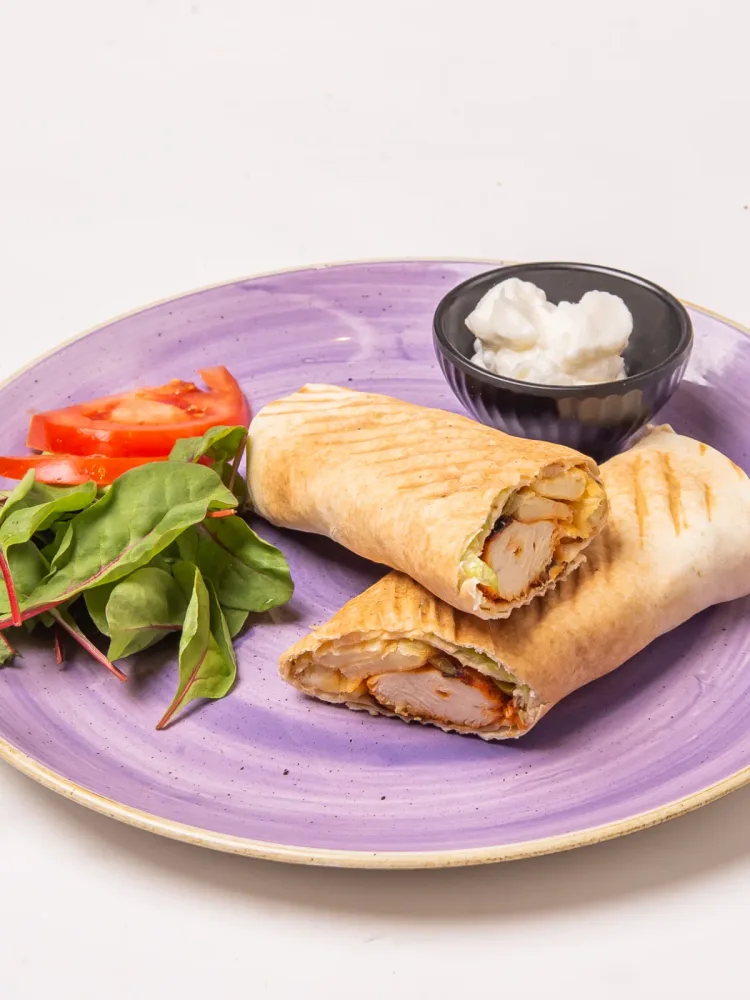 TAWOUK SANDWICH
